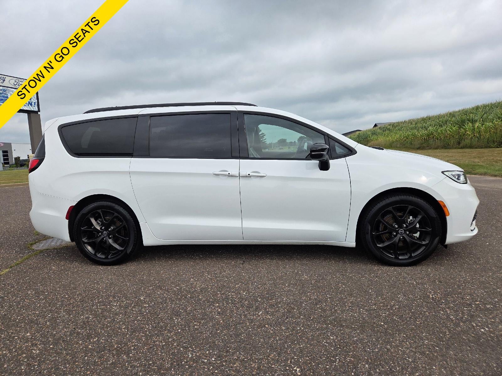 2026 Chrysler Pacifica