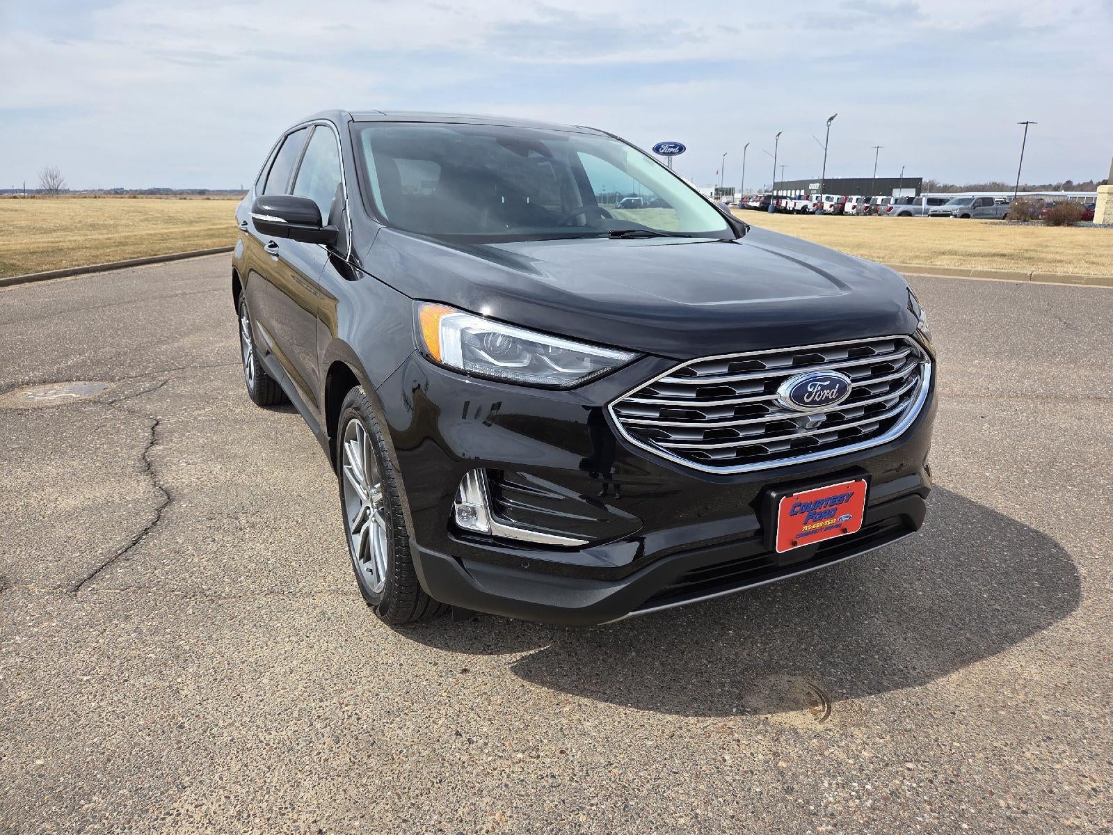 2024 Ford Edge Titanium