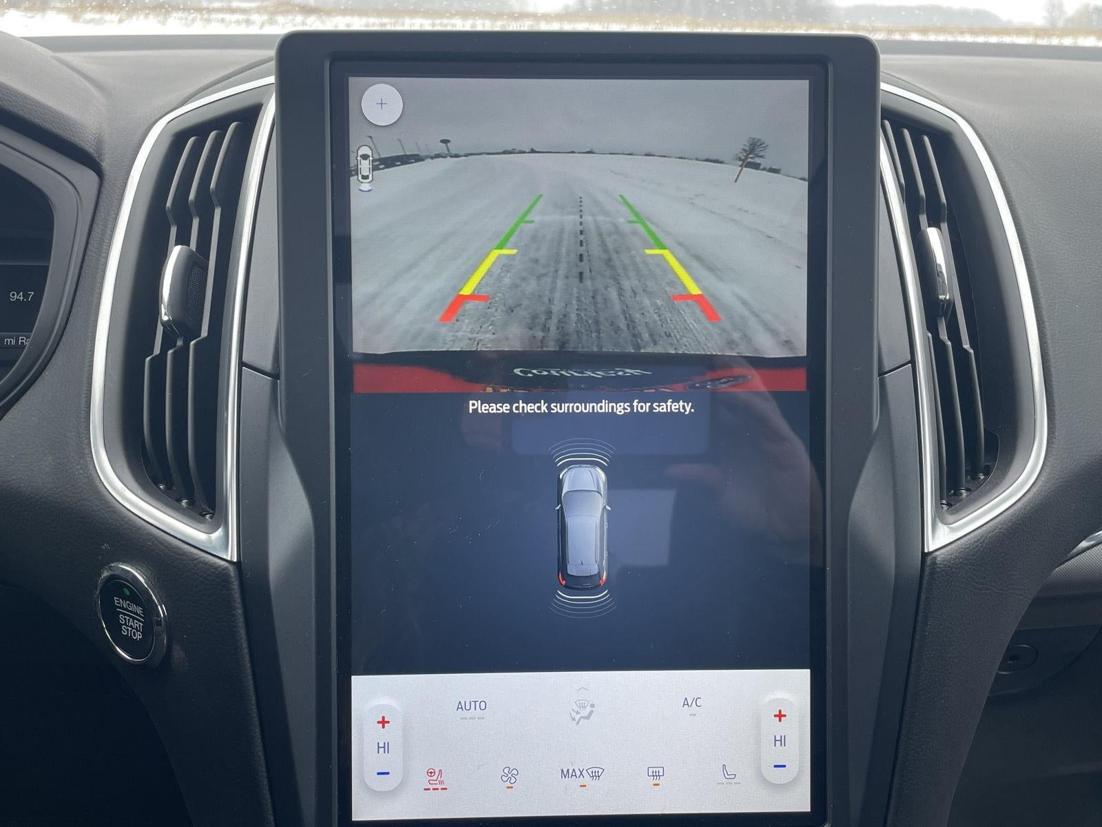 2024 Ford Edge Titanium