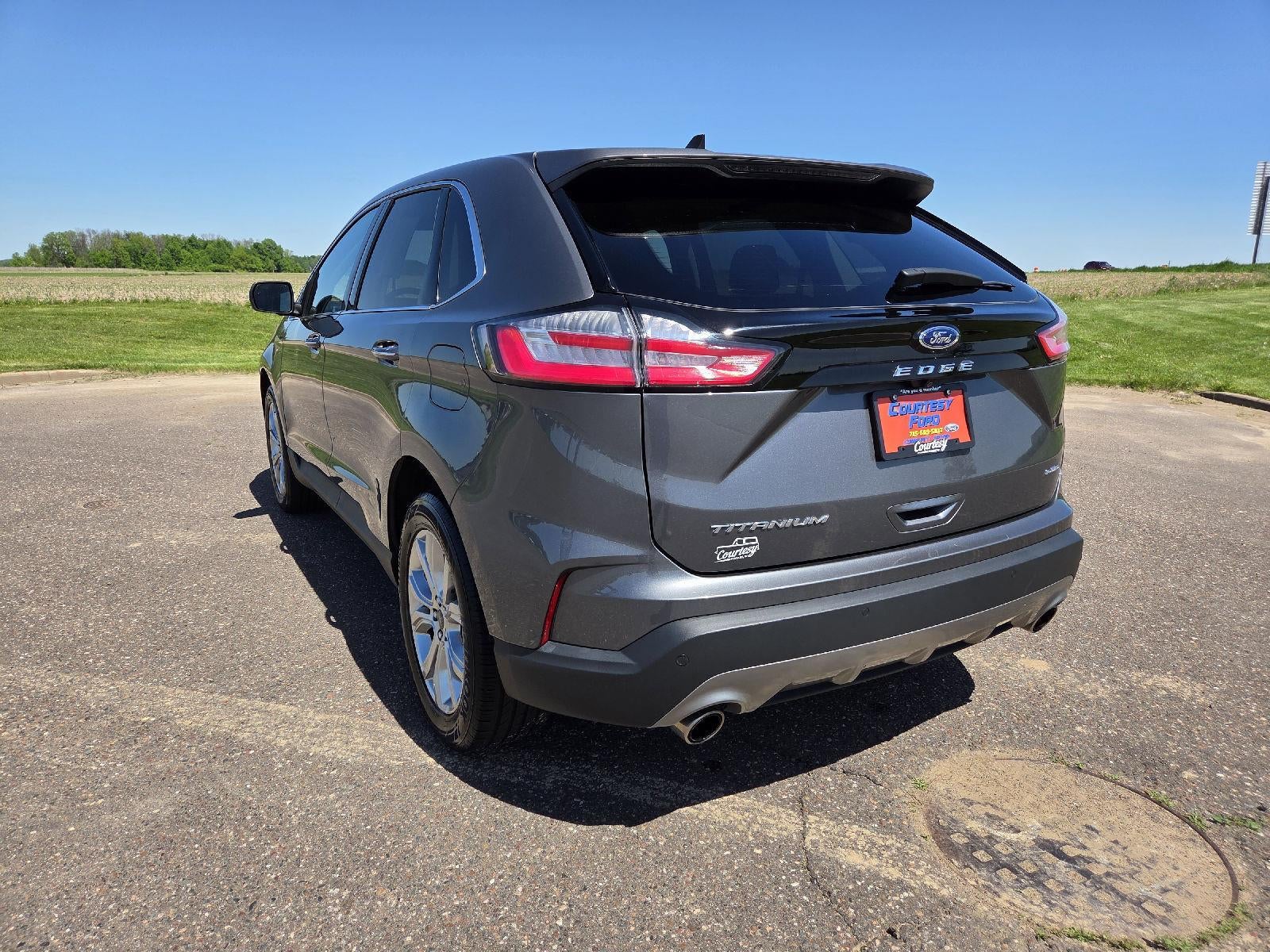 2024 Ford Edge Titanium