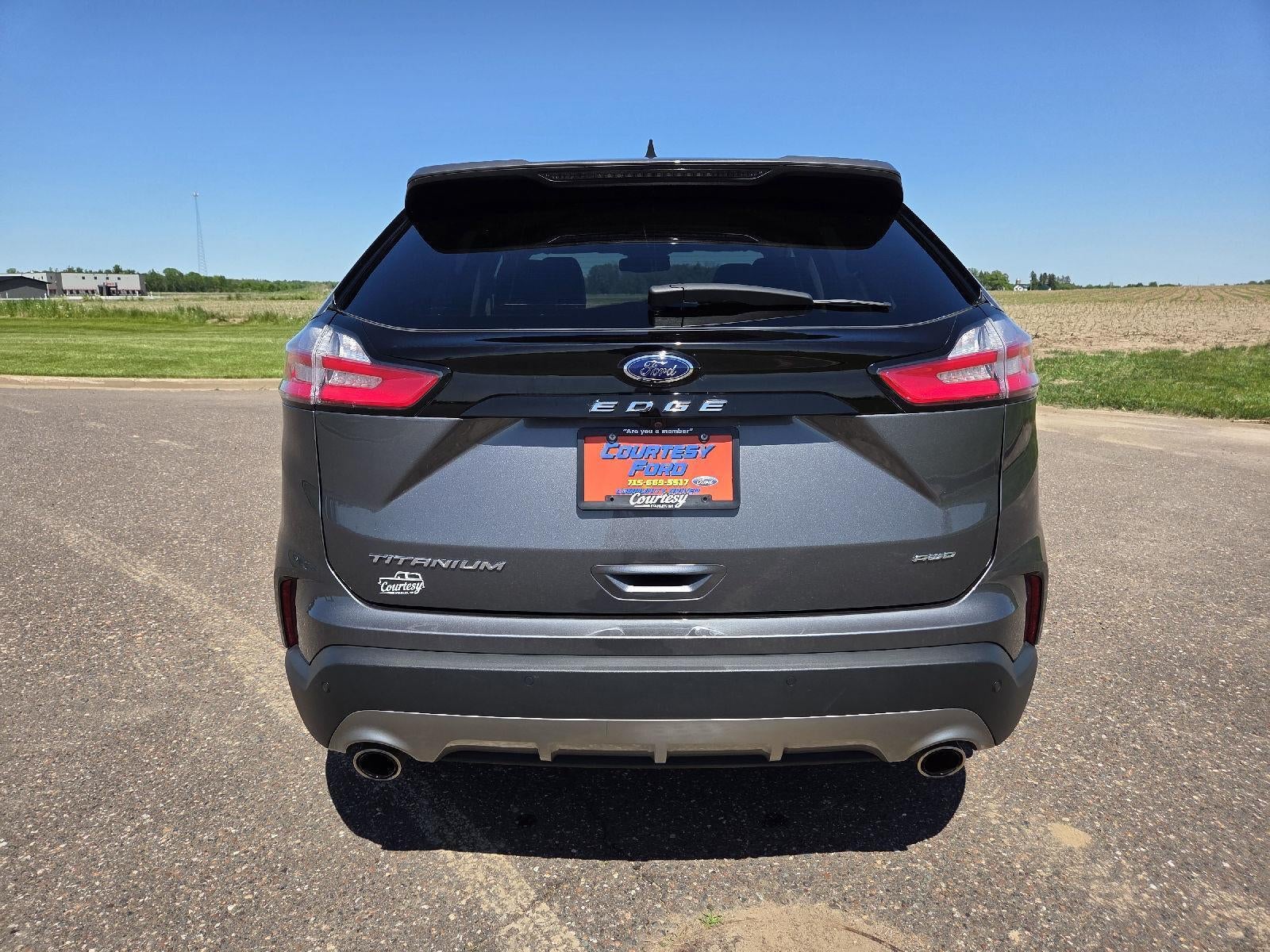 2024 Ford Edge Titanium