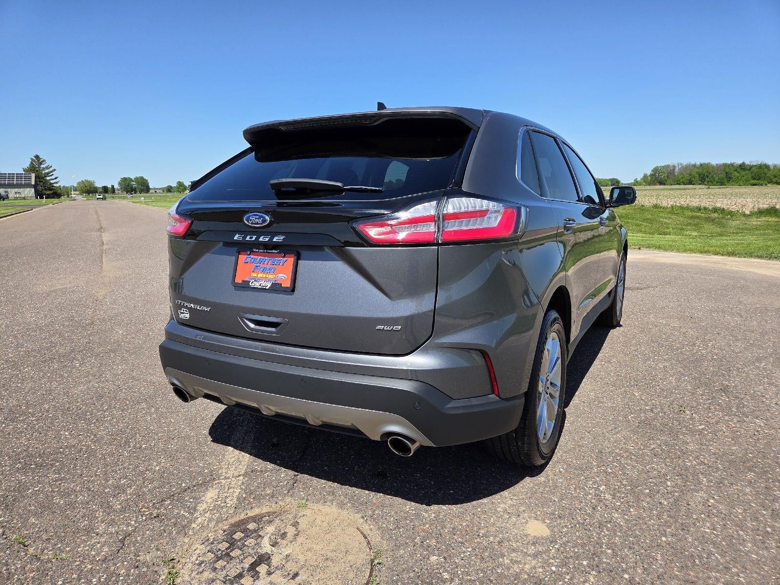 2024 Ford Edge Titanium