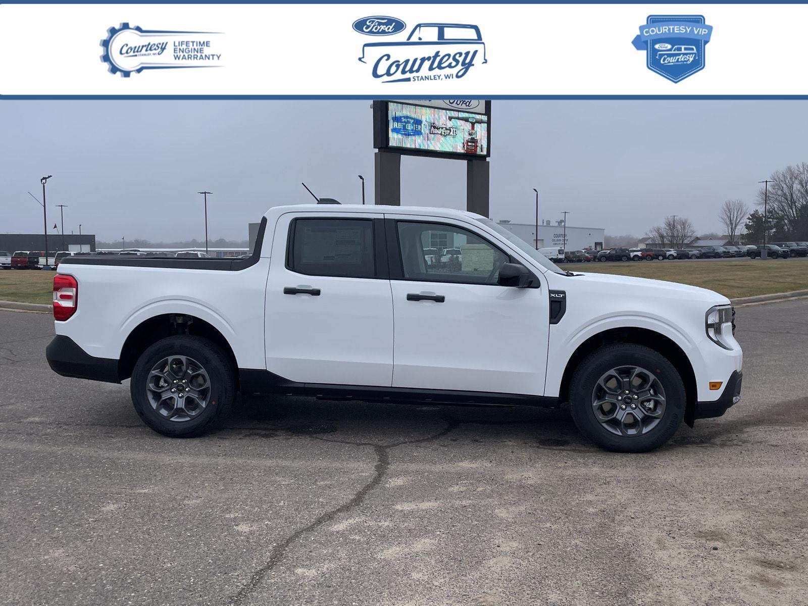 2025 Ford Maverick XLT