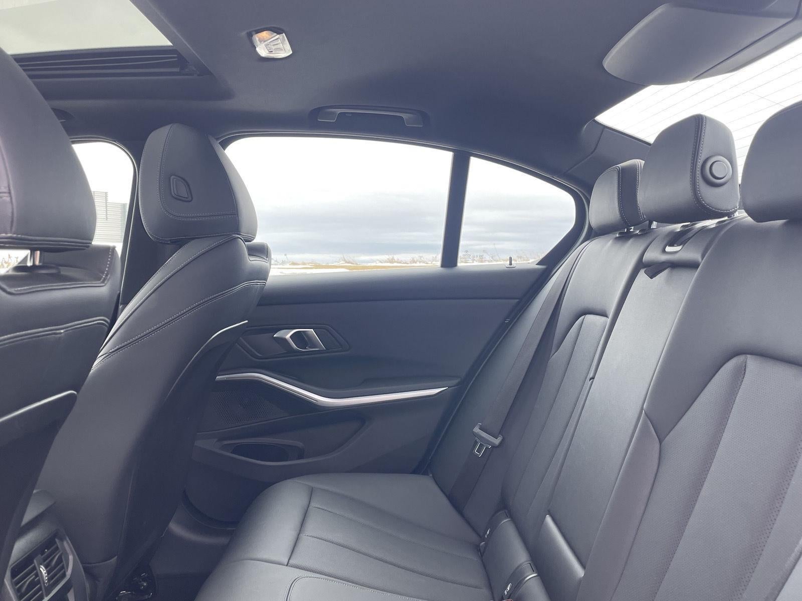 2025 BMW 3 Series 330i xDrive