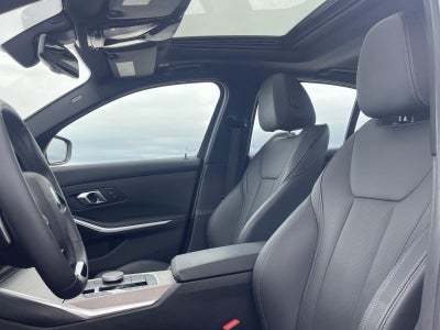 2025 BMW 3 Series 330i xDrive