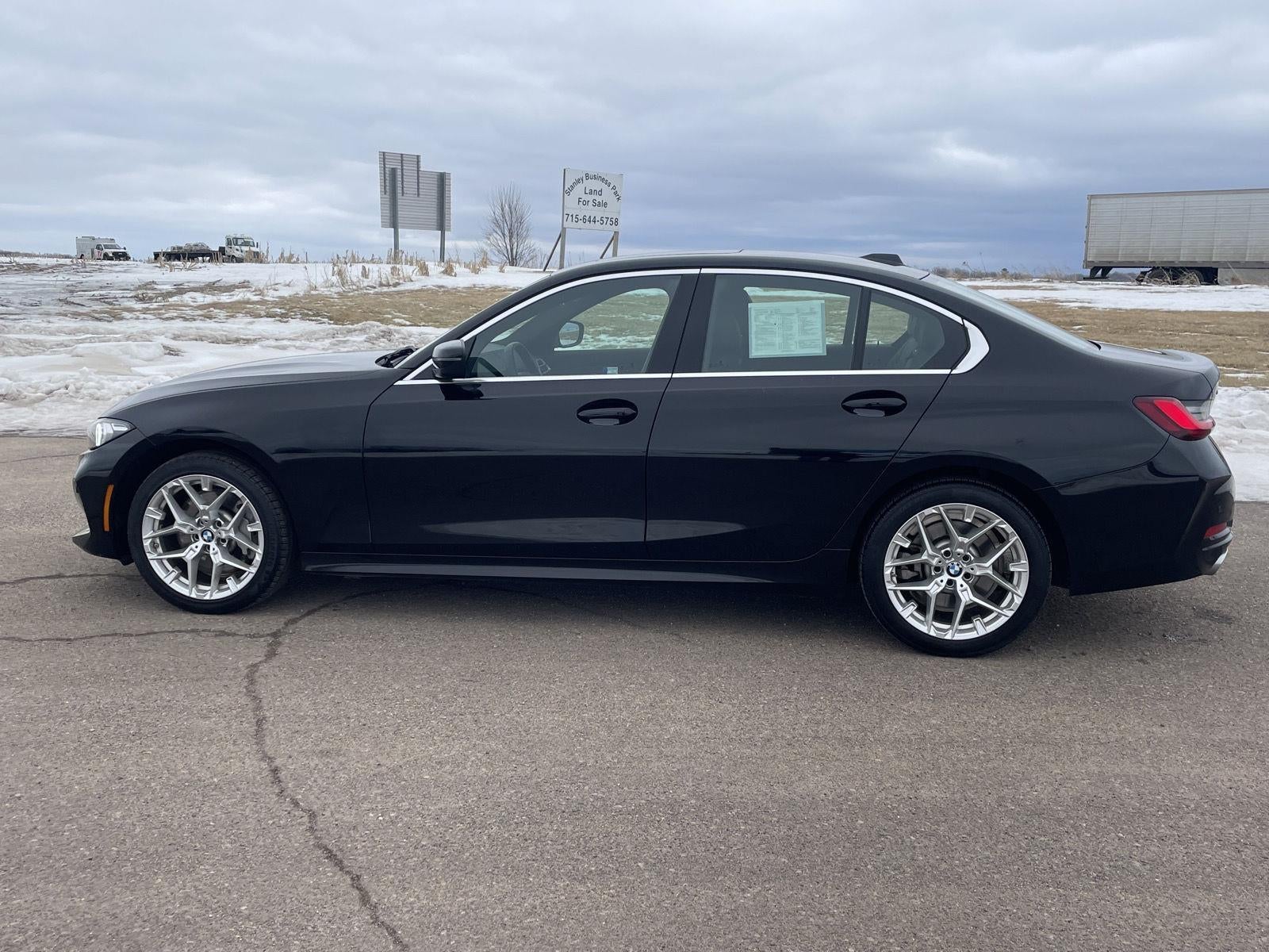 2025 BMW 3 Series 330i xDrive