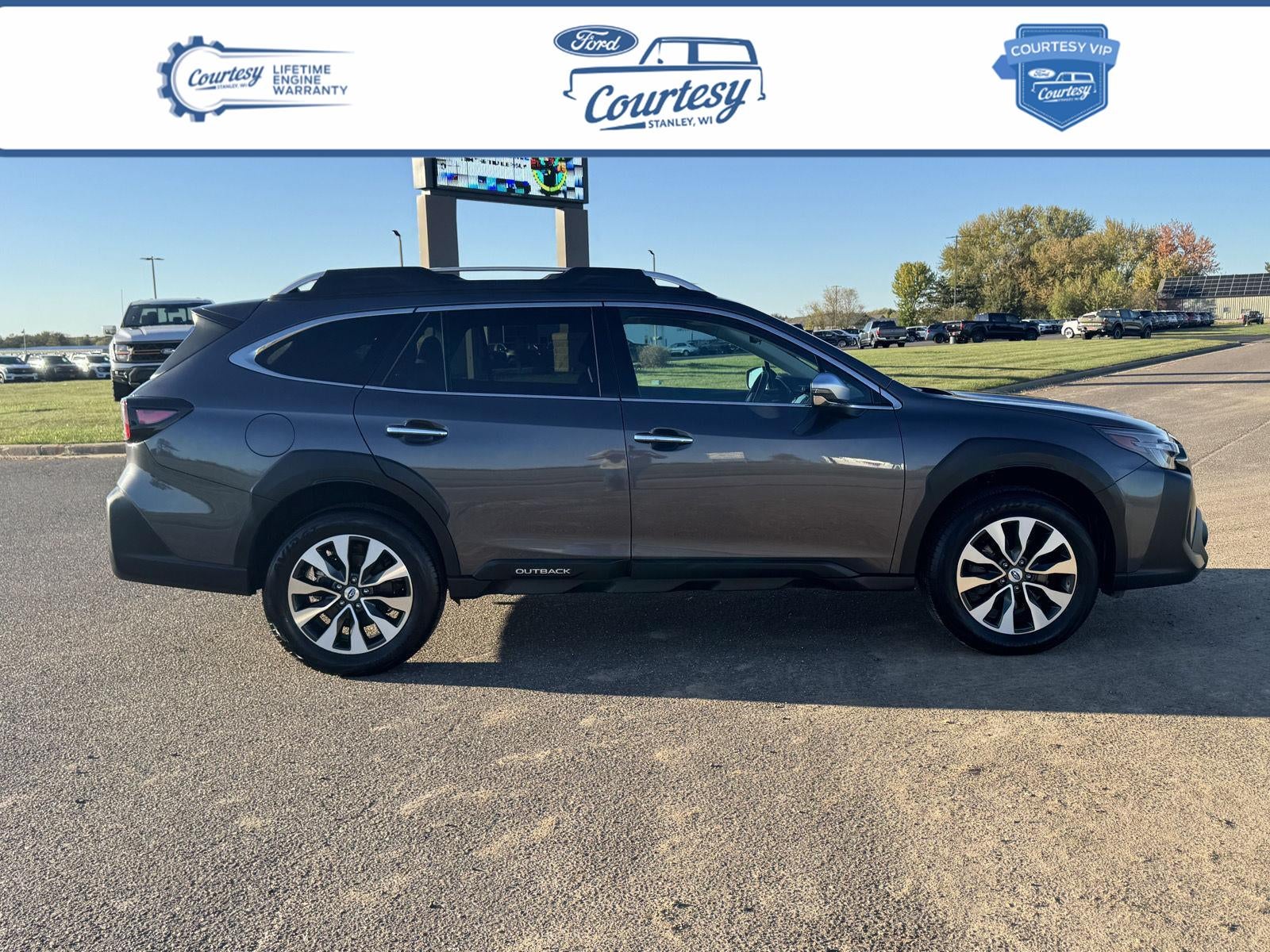 2025 Subaru Outback Touring