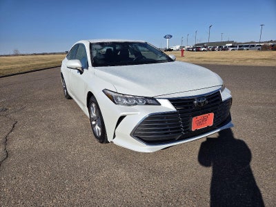 2022 Toyota Avalon XLE