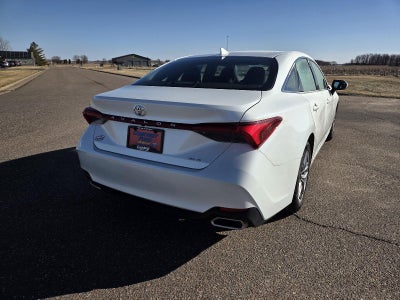 2022 Toyota Avalon XLE