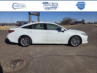 2022 Toyota Avalon XLE