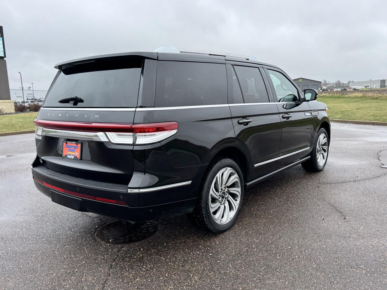 2022 Lincoln Navigator Reserve