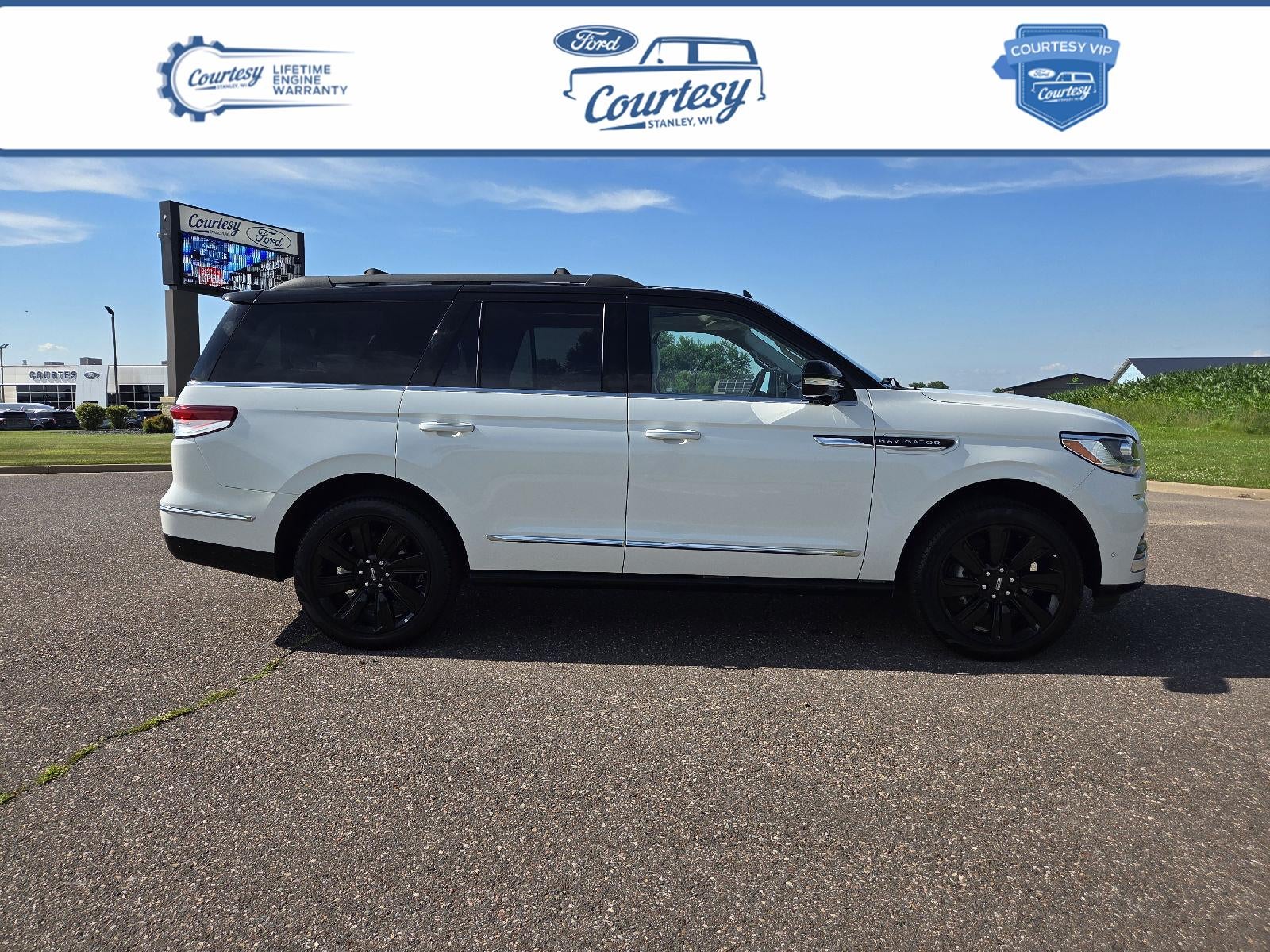 2024 Lincoln Navigator Black Label