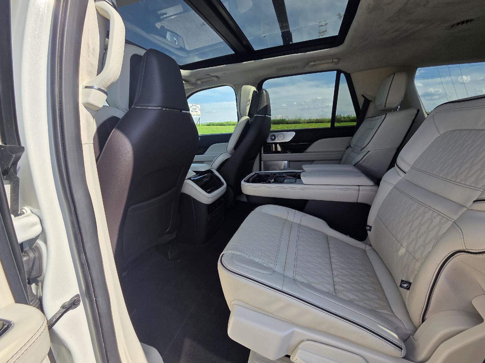 2024 Lincoln Navigator Black Label