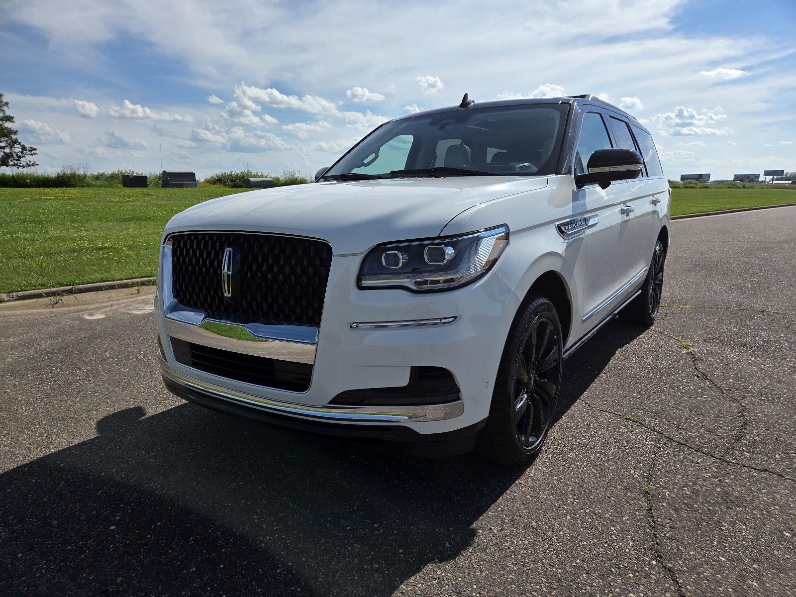 2024 Lincoln Navigator Black Label