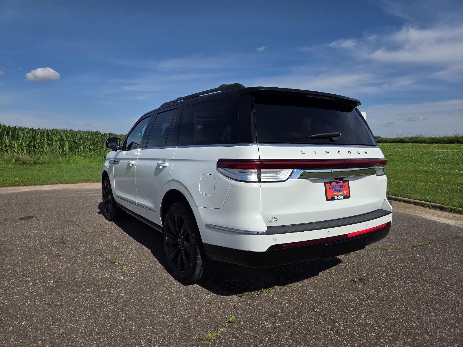 2024 Lincoln Navigator Black Label