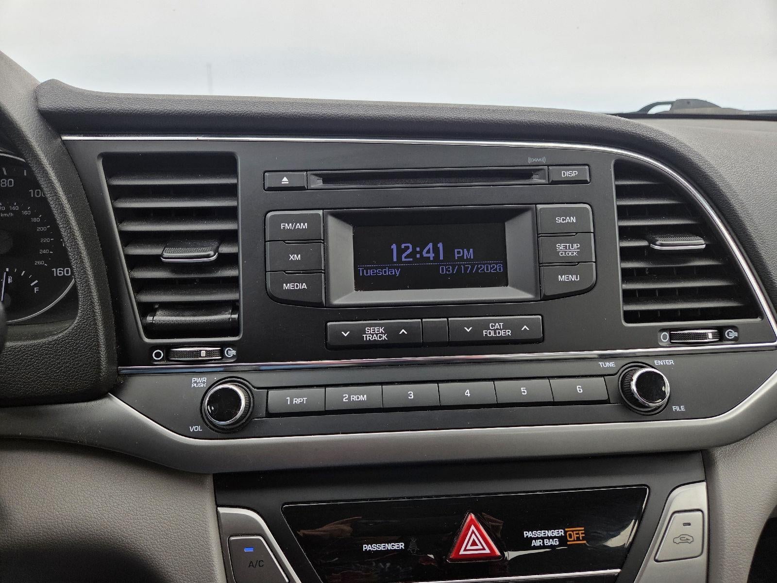 2017 Hyundai Elantra SE