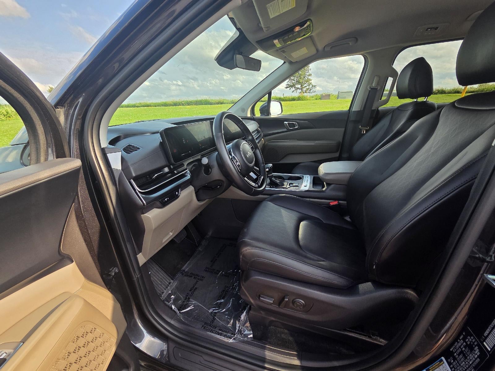 2026 Kia Carnival LXS