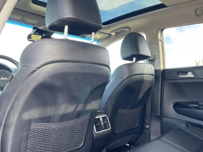 2022 Kia Sportage EX