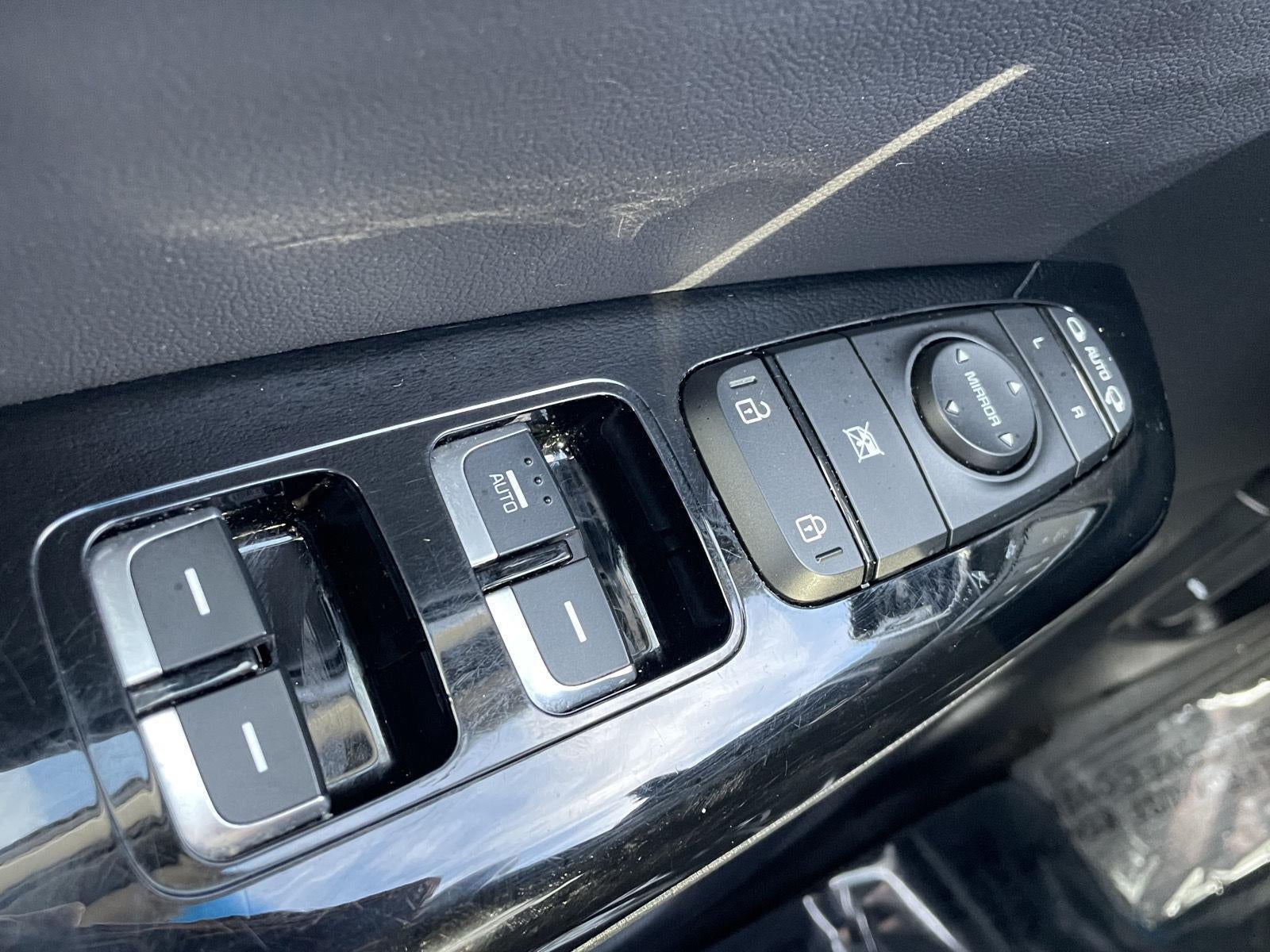 2022 Kia Sportage EX