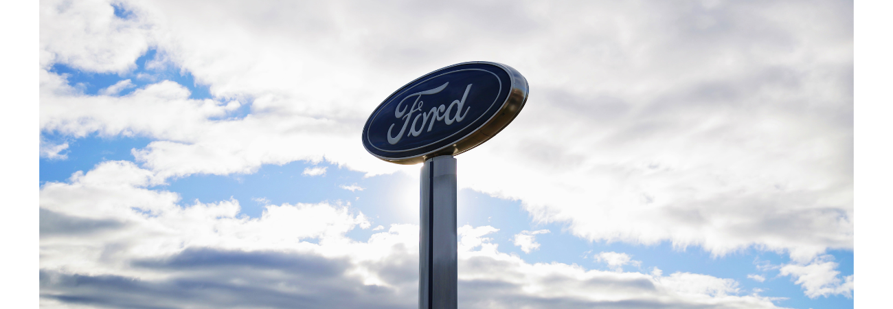 Courtesy Ford Sign
